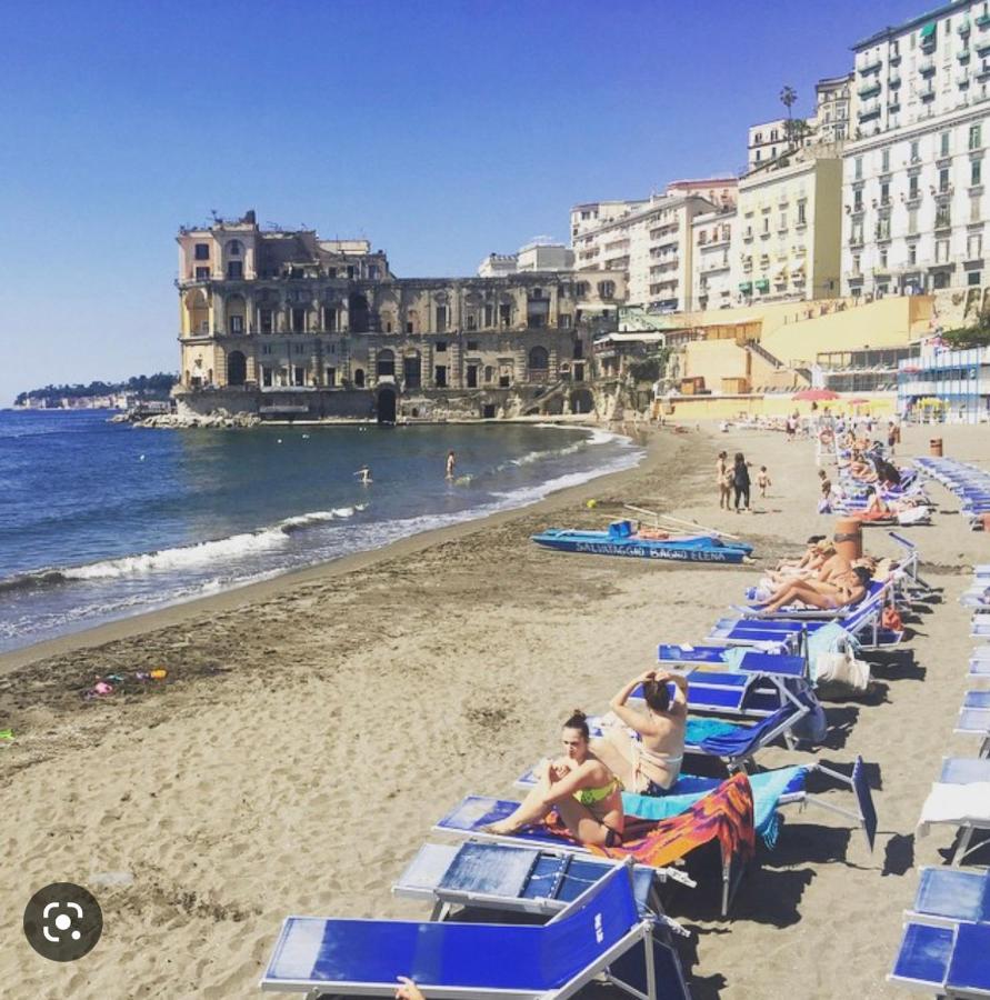 Petite Suite Napoli Exterior foto